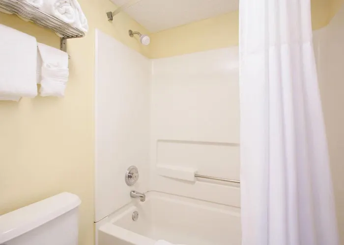 Days Inn By Wyndham Brooksville