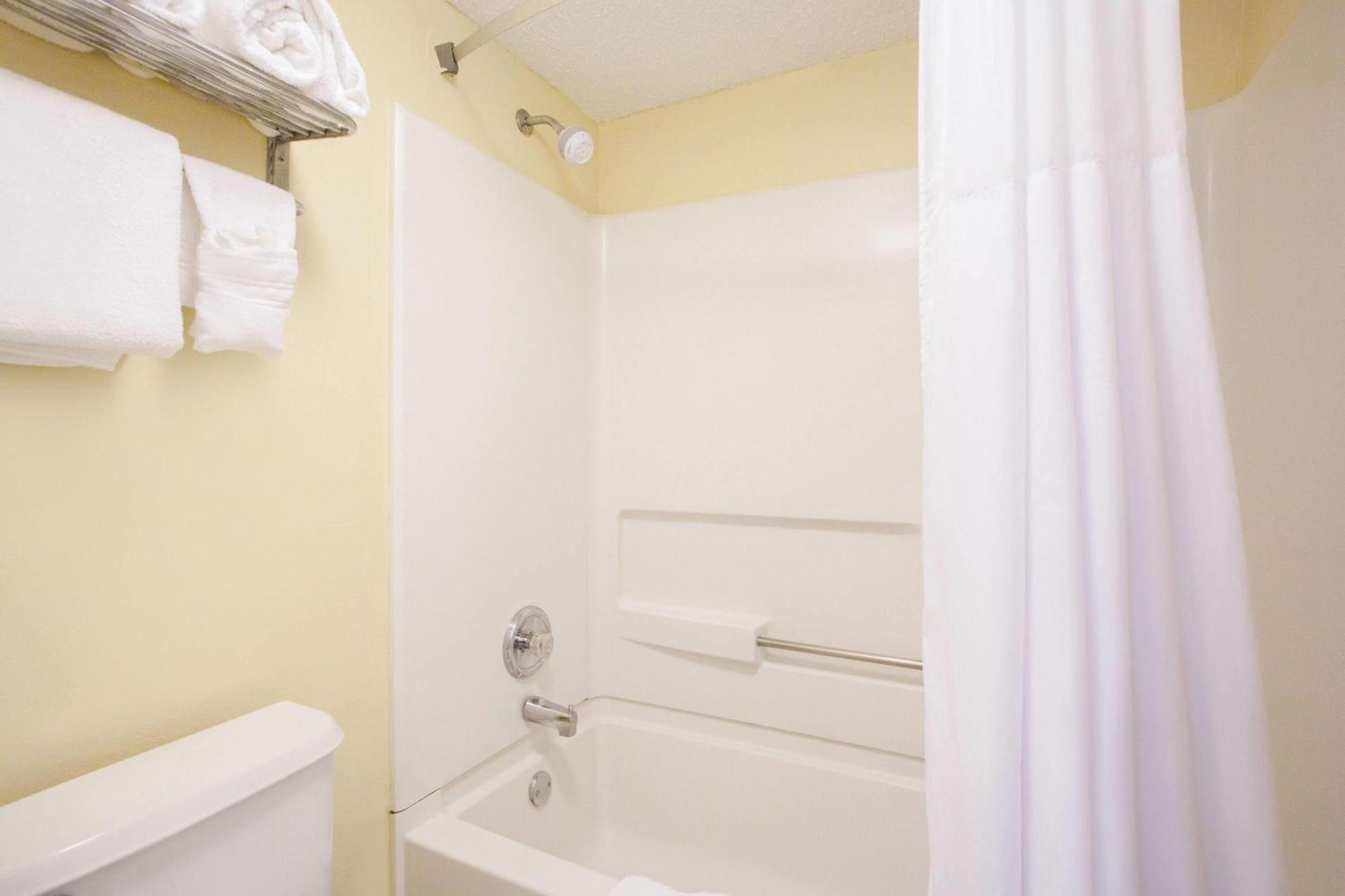 Motel Days By Wyndham Brooksville