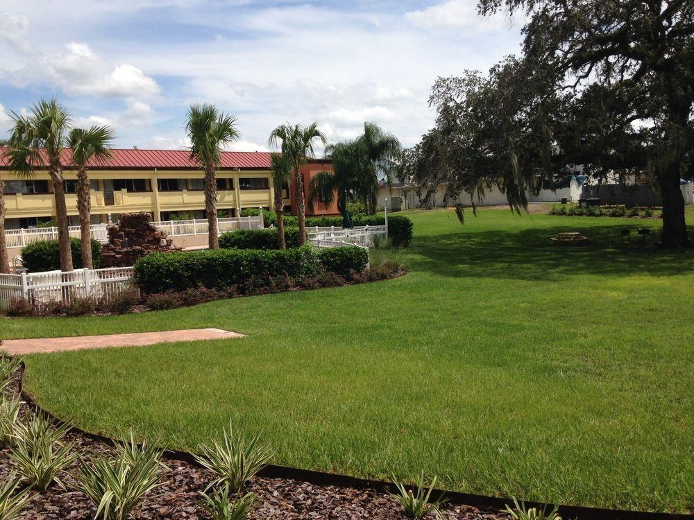 Days By Wyndham Motel